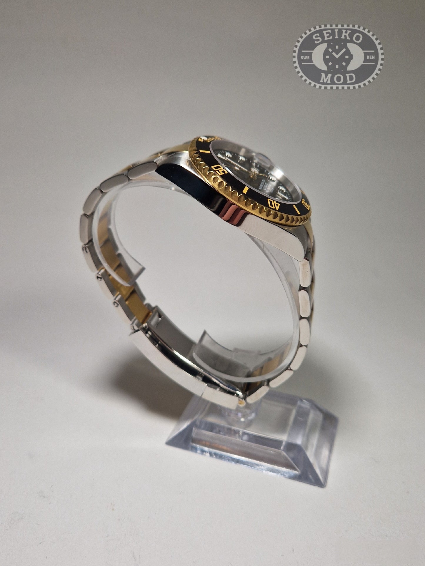 Black and Gold - Submariner Mod