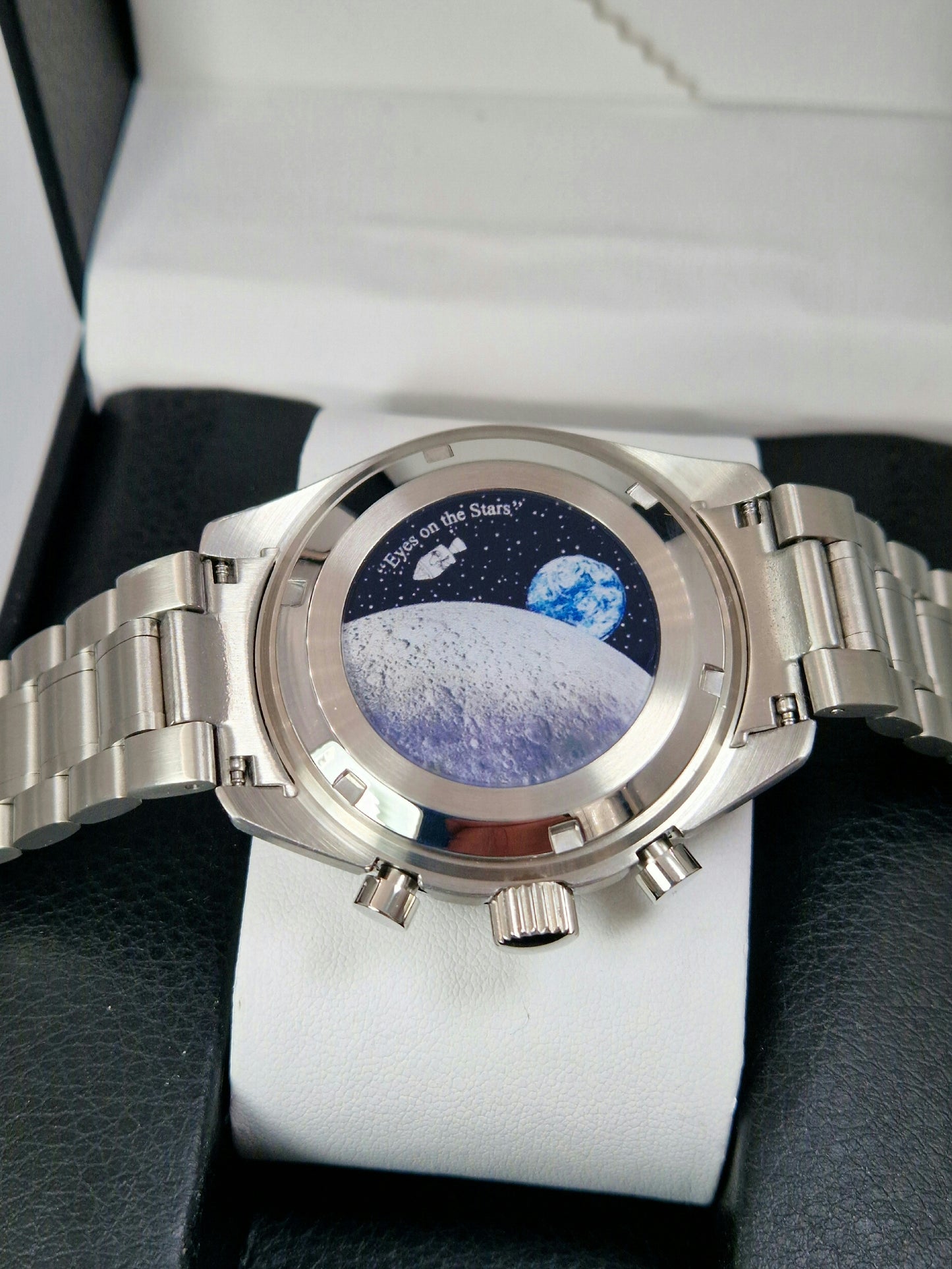 Speedmaster mod in white