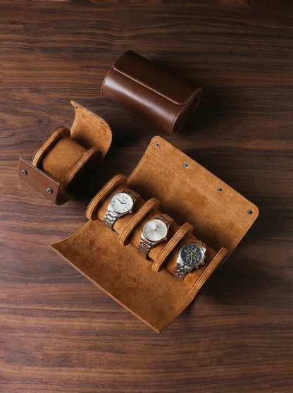 Travel case in leather